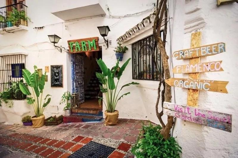 The Farm Lodge Marbella Buitenkant foto